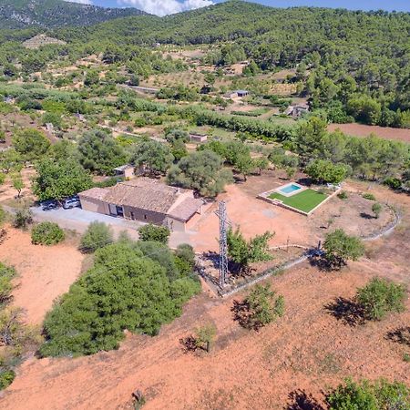 Villa Calvia Countryside Buitenkant foto