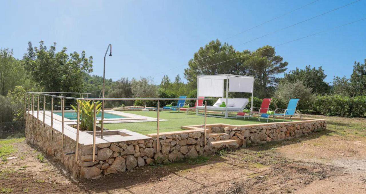 Villa Calvia Countryside Buitenkant foto
